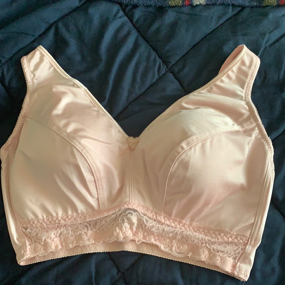 Rhonda Shear-  new in package - XL pull over padded bra